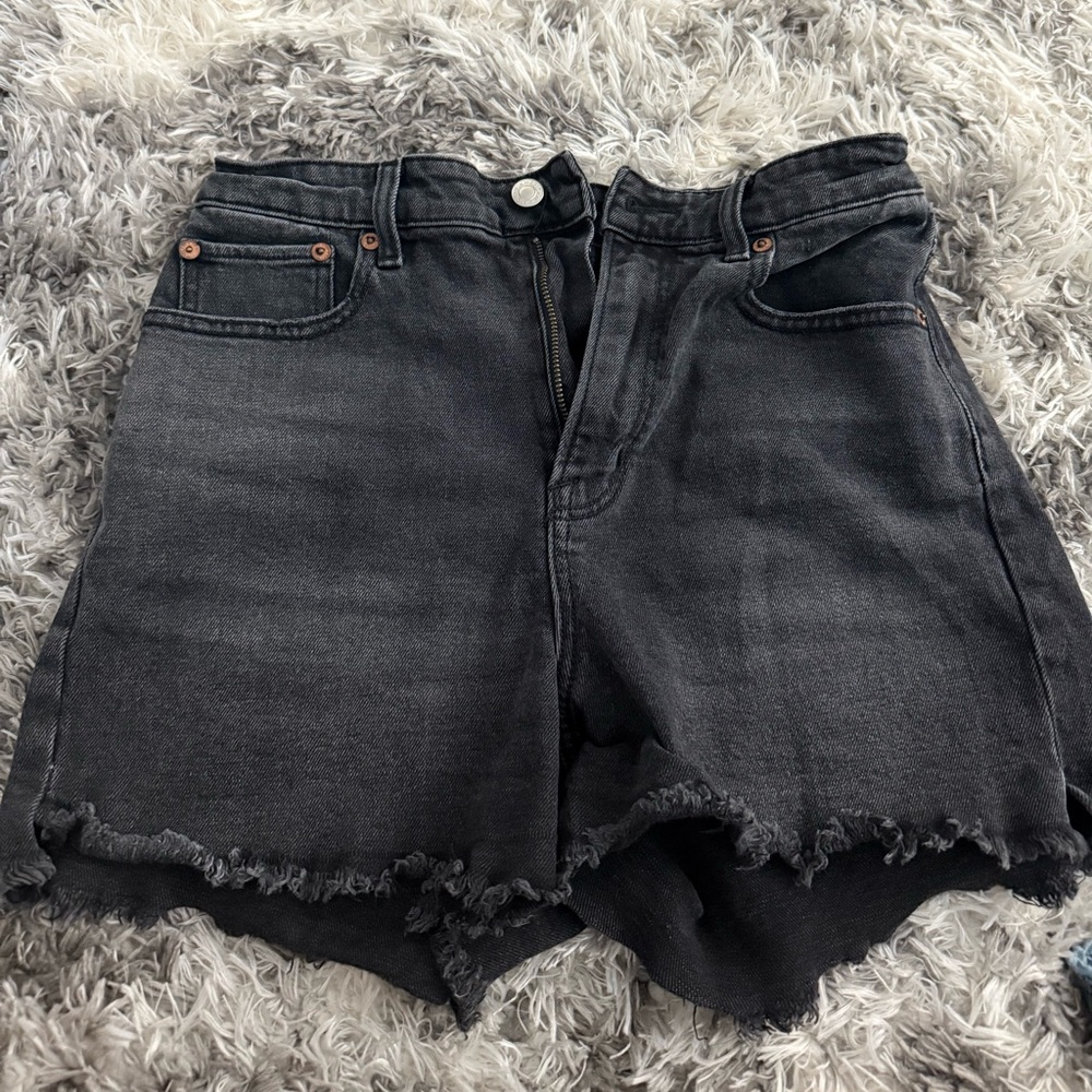 AMERICAN EAGLE OUTFITTERS Black Denim Shorts
